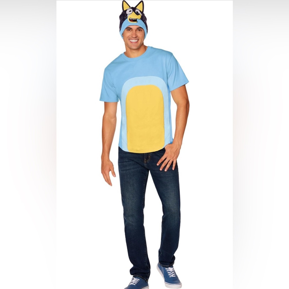 Blue and Yellow Men's T-Shirt with Hat